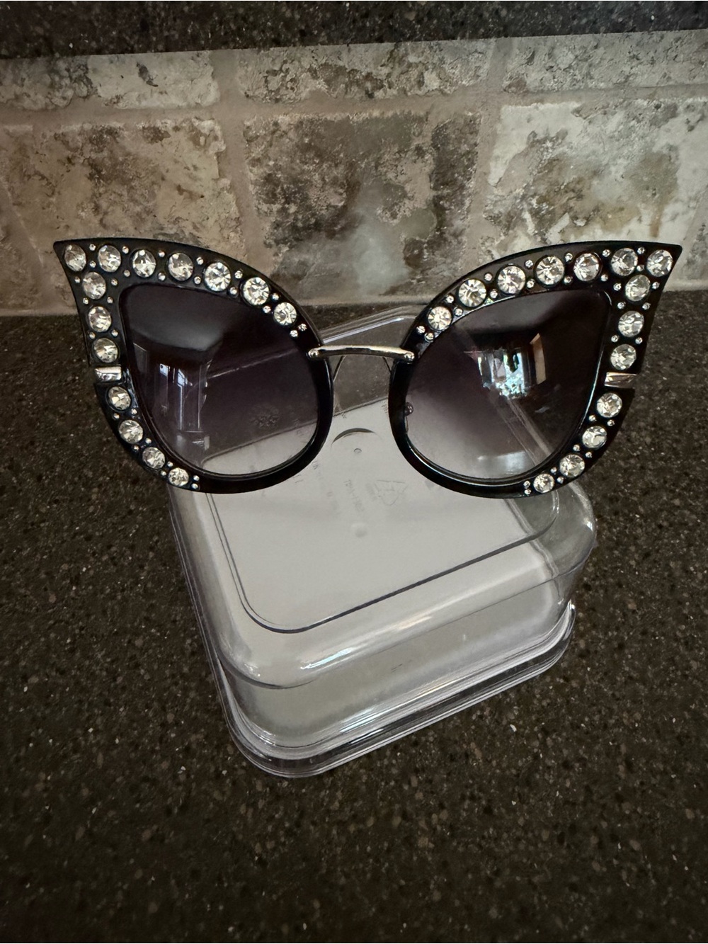 Rhinestone Beautiful Cat Eye Sunglasses